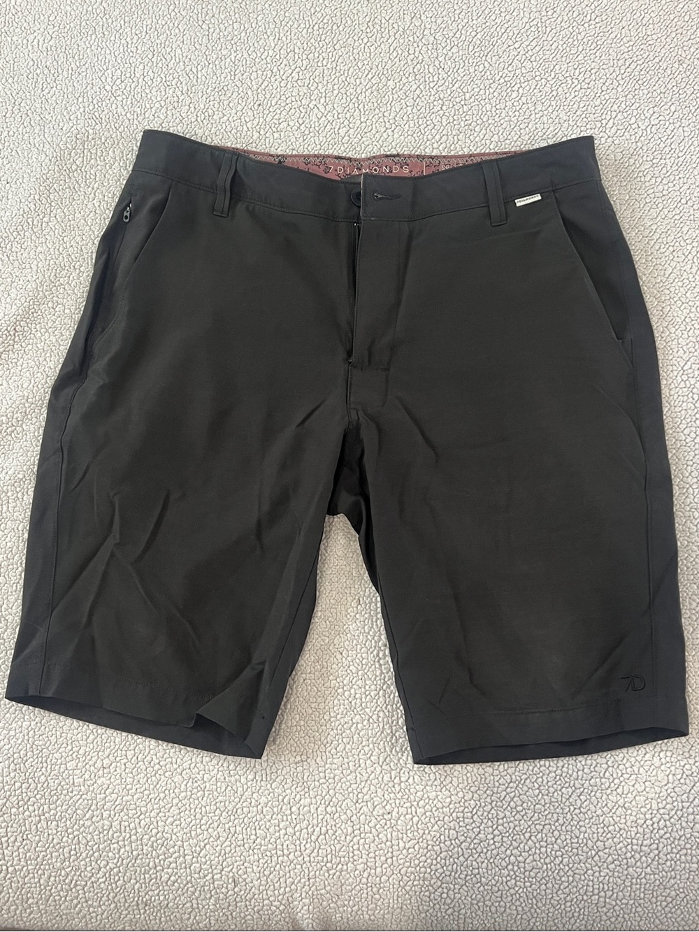 7 Diamonds Black Performance Flat-Front Shorts